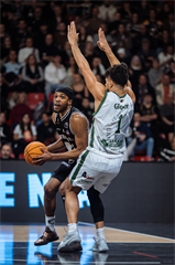 22. kolo Tipos SBL: BC Prievidza - MBK Handlová 100:85 (Vladimír Králik)