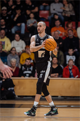 22. kolo Tipos SBL: BC Prievidza - MBK Handlová 100:85 (Vladimír Králik)