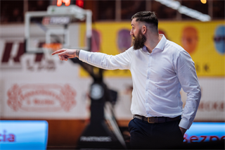 22. kolo Tipos SBL: BC Prievidza - MBK Handlová 100:85 (Vladimír Králik)
