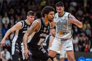 22. kolo Tipos SBL: BC Prievidza - MBK Handlová 100:85 (Vladimír Králik)