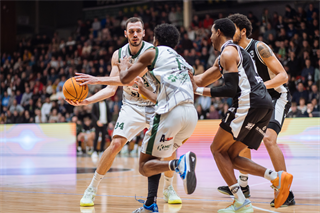 22. kolo Tipos SBL: BC Prievidza - MBK Handlová 100:85 (Vladimír Králik)