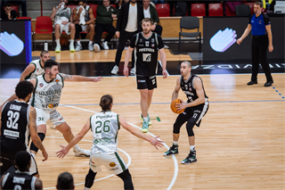 22. kolo Tipos SBL: BC Prievidza - MBK Handlová 100:85 (Vladimír Králik)