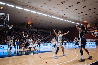 22. kolo Tipos SBL: BC Prievidza - MBK Handlová 100:85 (Vladimír Králik)