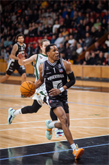 22. kolo Tipos SBL: BC Prievidza - MBK Handlová 100:85 (Vladimír Králik)
