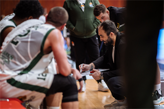 22. kolo Tipos SBL: BC Prievidza - MBK Handlová 100:85 (Vladimír Králik)