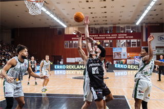 22. kolo Tipos SBL: BC Prievidza - MBK Handlová 100:85 (Vladimír Králik)