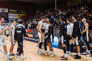 22. kolo Tipos SBL: BC Prievidza - MBK Handlová 100:85 (Vladimír Králik)