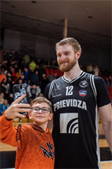 22. kolo Tipos SBL: BC Prievidza - MBK Handlová 100:85 (Vladimír Králik)