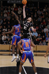 24. kolo Tipos SBL: BC Prievidza - BKM Lučenec 113:64 (Ladislav Szibilla)