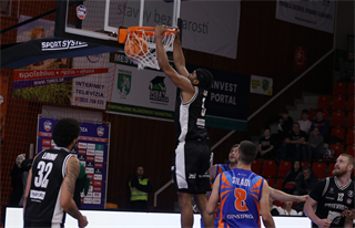 24. kolo Tipos SBL: BC Prievidza - BKM Lučenec 113:64 (Ladislav Szibilla)