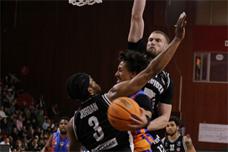 24. kolo Tipos SBL: BC Prievidza - BKM Lučenec 113:64 (Ladislav Szibilla)