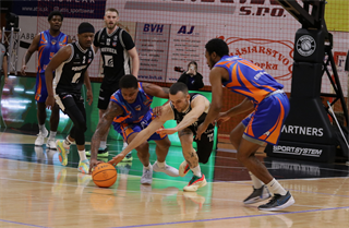 24. kolo Tipos SBL: BC Prievidza - BKM Lučenec 113:64 (Ladislav Szibilla)