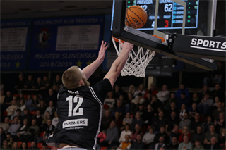 24. kolo Tipos SBL: BC Prievidza - BKM Lučenec 113:64 (Ladislav Szibilla)