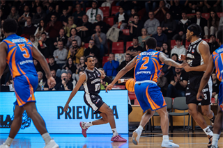 24. kolo Tipos SBL: BC Prievidza - BKM Lučenec 113:64 (Vladimír Králik)