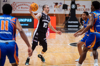 24. kolo Tipos SBL: BC Prievidza - BKM Lučenec 113:64 (Vladimír Králik)