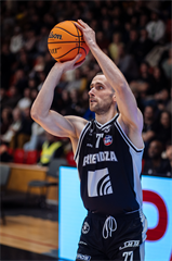 24. kolo Tipos SBL: BC Prievidza - BKM Lučenec 113:64 (Vladimír Králik)