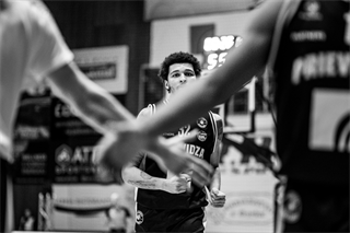 24. kolo Tipos SBL: BC Prievidza - BKM Lučenec 113:64 (Vladimír Králik)