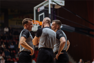 24. kolo Tipos SBL: BC Prievidza - BKM Lučenec 113:64 (Vladimír Králik)