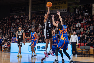 24. kolo Tipos SBL: BC Prievidza - BKM Lučenec 113:64 (Vladimír Králik)