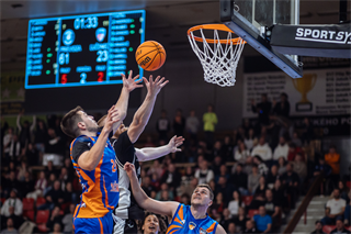 24. kolo Tipos SBL: BC Prievidza - BKM Lučenec 113:64 (Vladimír Králik)