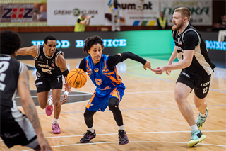 24. kolo Tipos SBL: BC Prievidza - BKM Lučenec 113:64 (Vladimír Králik)