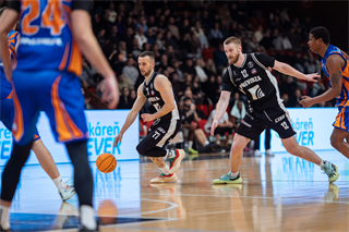 24. kolo Tipos SBL: BC Prievidza - BKM Lučenec 113:64 (Vladimír Králik)
