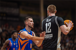 24. kolo Tipos SBL: BC Prievidza - BKM Lučenec 113:64 (Vladimír Králik)