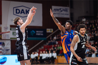 24. kolo Tipos SBL: BC Prievidza - BKM Lučenec 113:64 (Vladimír Králik)