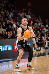 24. kolo Tipos SBL: BC Prievidza - BKM Lučenec 113:64 (Vladimír Králik)