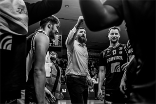 24. kolo Tipos SBL: BC Prievidza - BKM Lučenec 113:64 (Vladimír Králik)