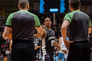 27. kolo Tipos SBL: BC Prievidza - Nitra Blue Wings 93:89 (Vladimír Králik)