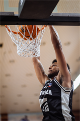27. kolo Tipos SBL: BC Prievidza - Nitra Blue Wings 93:89 (Vladimír Králik)