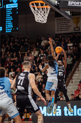 27. kolo Tipos SBL: BC Prievidza - Nitra Blue Wings 93:89 (Vladimír Králik)