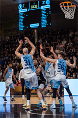 27. kolo Tipos SBL: BC Prievidza - Nitra Blue Wings 93:89 (Vladimír Králik)