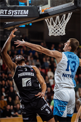 27. kolo Tipos SBL: BC Prievidza - Nitra Blue Wings 93:89 (Vladimír Králik)