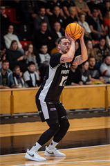 27. kolo Tipos SBL: BC Prievidza - Nitra Blue Wings 93:89 (Vladimír Králik)