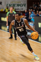 27. kolo Tipos SBL: BC Prievidza - Nitra Blue Wings 93:89 (Vladimír Králik)