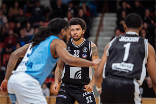 27. kolo Tipos SBL: BC Prievidza - Nitra Blue Wings 93:89 (Vladimír Králik)