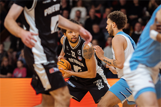 27. kolo Tipos SBL: BC Prievidza - Nitra Blue Wings 93:89 (Vladimír Králik)
