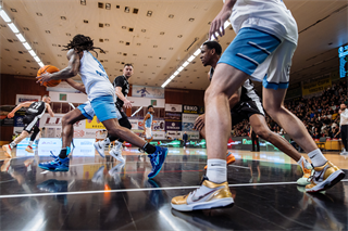 27. kolo Tipos SBL: BC Prievidza - Nitra Blue Wings 93:89 (Vladimír Králik)