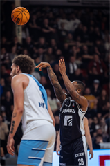 27. kolo Tipos SBL: BC Prievidza - Nitra Blue Wings 93:89 (Vladimír Králik)