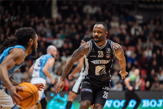 27. kolo Tipos SBL: BC Prievidza - Nitra Blue Wings 93:89 (Vladimír Králik)