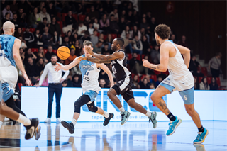 27. kolo Tipos SBL: BC Prievidza - Nitra Blue Wings 93:89 (Vladimír Králik)