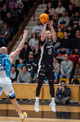 27. kolo Tipos SBL: BC Prievidza - Nitra Blue Wings 93:89 (Vladimír Králik)