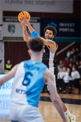 27. kolo Tipos SBL: BC Prievidza - Nitra Blue Wings 93:89 (Vladimír Králik)