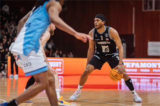 27. kolo Tipos SBL: BC Prievidza - Nitra Blue Wings 93:89 (Vladimír Králik)