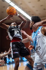 27. kolo Tipos SBL: BC Prievidza - Nitra Blue Wings 93:89 (Vladimír Králik)