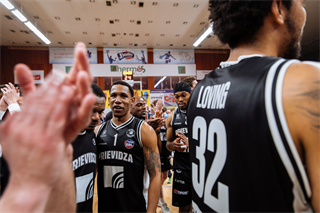 27. kolo Tipos SBL: BC Prievidza - Nitra Blue Wings 93:89 (Vladimír Králik)