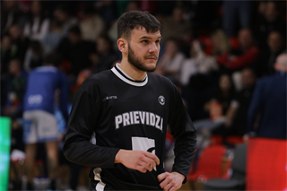 27. kolo Tipos SBL: BC Prievidza - Nitra Blue Wings 93:89 (Ladislav Szibilla)
