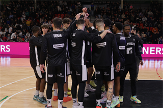 27. kolo Tipos SBL: BC Prievidza - Nitra Blue Wings 93:89 (Ladislav Szibilla)